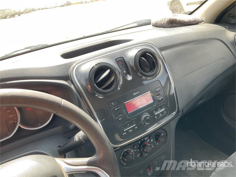 Dacia Sandero Automobile Voiture