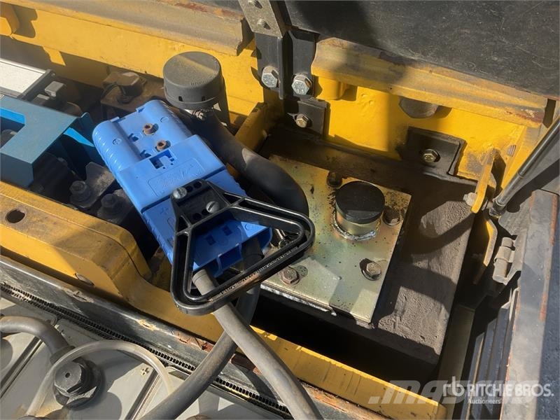 Daewoo B20T-5 2000 kg Electric Forklift Chariots élévateurs électriques