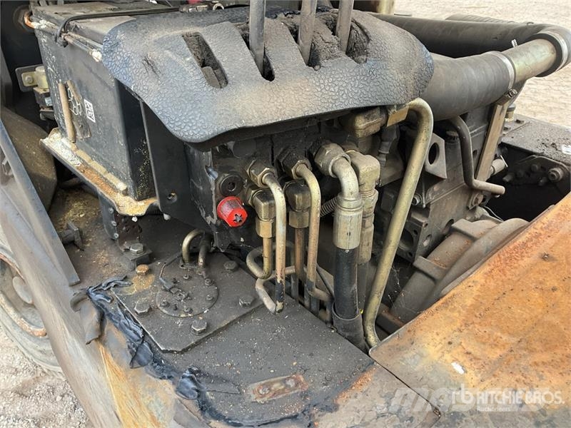 Daewoo D300 شاحنات ذات رافعات شوكية - أخرى