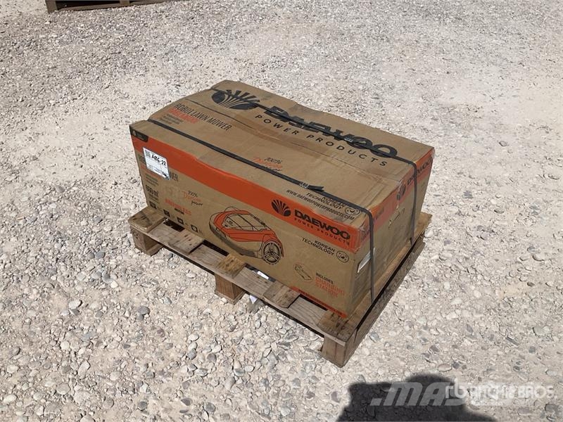 Daewoo DARLM600I Lawn Mower (Unused) Päältäajettavat ruohonleikkurit