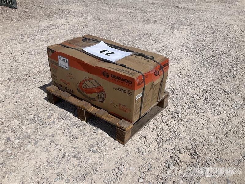 Daewoo DARLM600I Lawn Mower (Unused) Päältäajettavat ruohonleikkurit