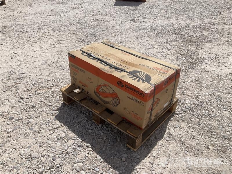 Daewoo DARLM600I Lawn Mower (Unused) Päältäajettavat ruohonleikkurit