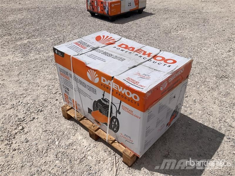 Daewoo DWBC5600 Brush Cutter (Unused) جزازات وأغطية المراعي
