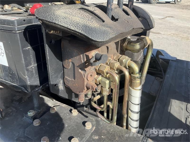 Daewoo G30E-3 Diger