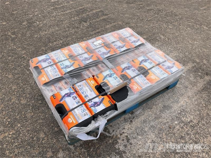 Daewoo of (12) Daewoo DALMCH18-1 Chain Saw (Unused) Motosserras e serras de limpeza