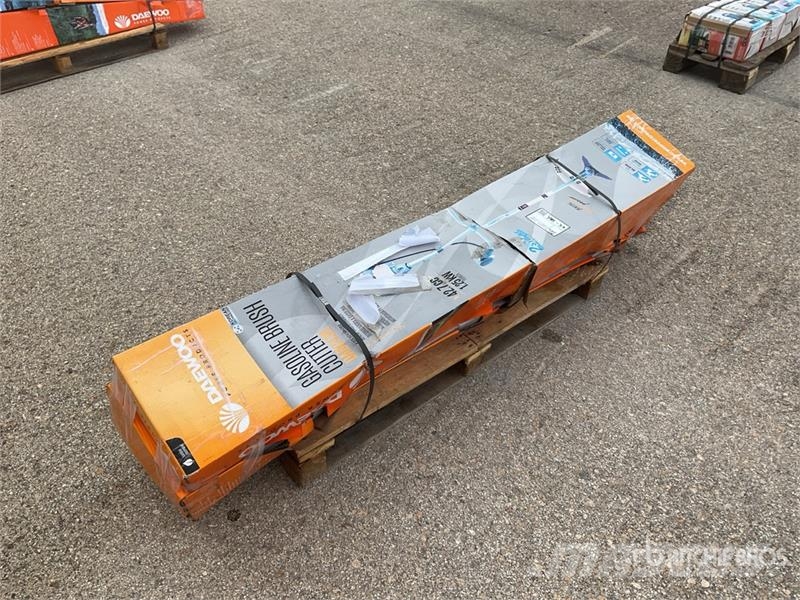 Daewoo of (2) Daewoo DABC430 Brush Cutter (Unused) Pļaujmašīnas/pašgājēji