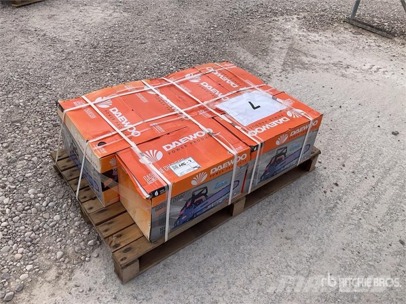 Daewoo of (6) Daewoo DACS5218 Chain Saw (Unused) Moottori- ja raivaussahat