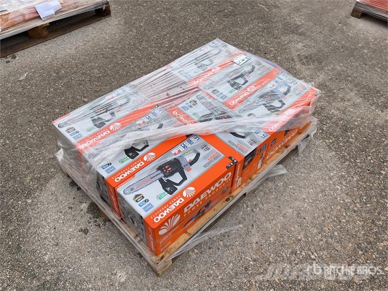 Daewoo of (7) Daewoo DALCHS18-10 Chain Saw (Unused) Motosserras e serras de limpeza