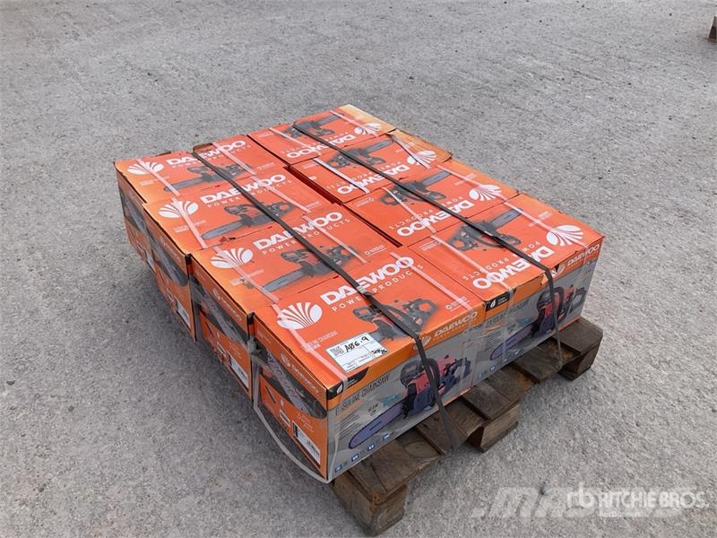 Daewoo of (8) Daewoo DACS3816 Chain Saw (Unused) Moottori- ja raivaussahat