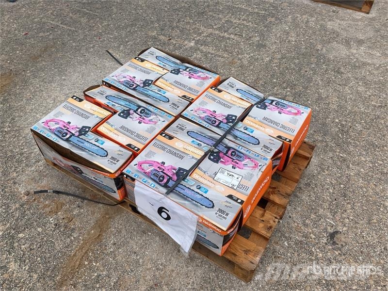Daewoo of (8) Daewoo DCS2016E Electric Chain Saw (Unused) Motorlu testereler ve temizleme testereleri