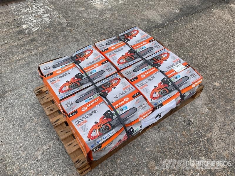 Daewoo of (8) Daewoo DCS2016E Electric Chain Saw (Unused) Motorlu testereler ve temizleme testereleri
