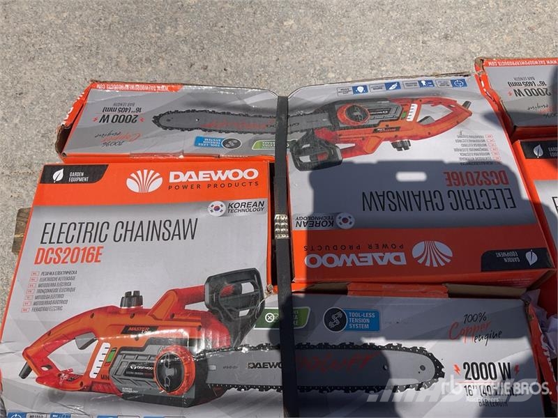 Daewoo of Daewoo DCS2016E Chain Saw (Unused) Moottori- ja raivaussahat