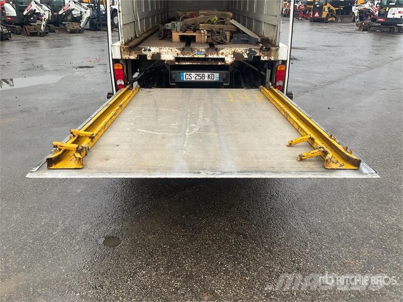 DAF 4x2 Curtain Side Truck Schuifzeilopbouw
