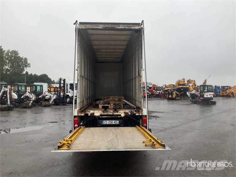 DAF 4x2 Curtain Side Truck Schuifzeilopbouw