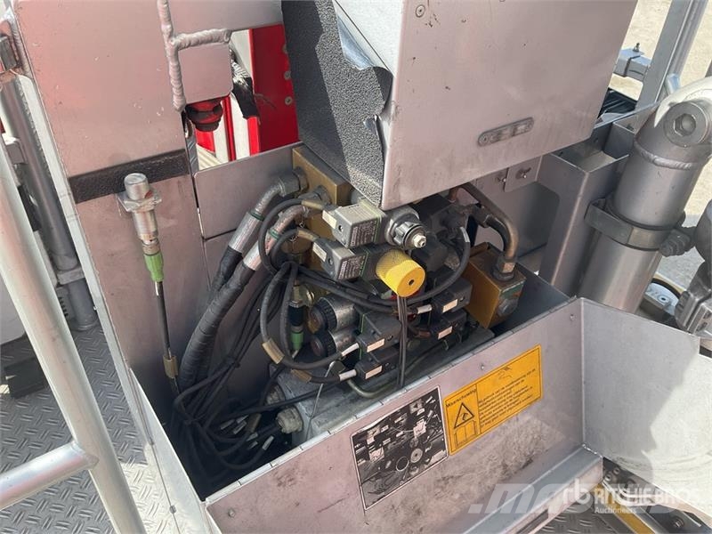 DAF 75.360 6x2 Telescopic Aerial Platform Fire Truck 소방차