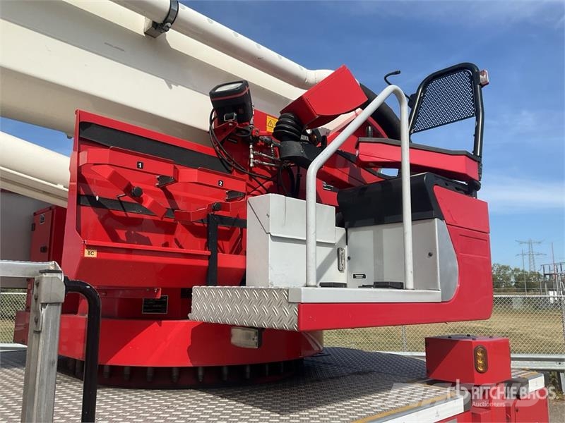 DAF 75.360 6x2 Telescopic Aerial Platform Fire Truck 소방차