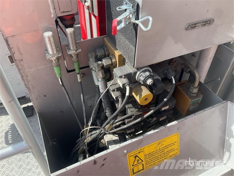 DAF 75.360 6x2 Telescopic Aerial Platform Fire Truck 소방차