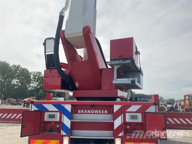 DAF 75.360 6x2 Telescopic Aerial Platform Fire Truck 소방차