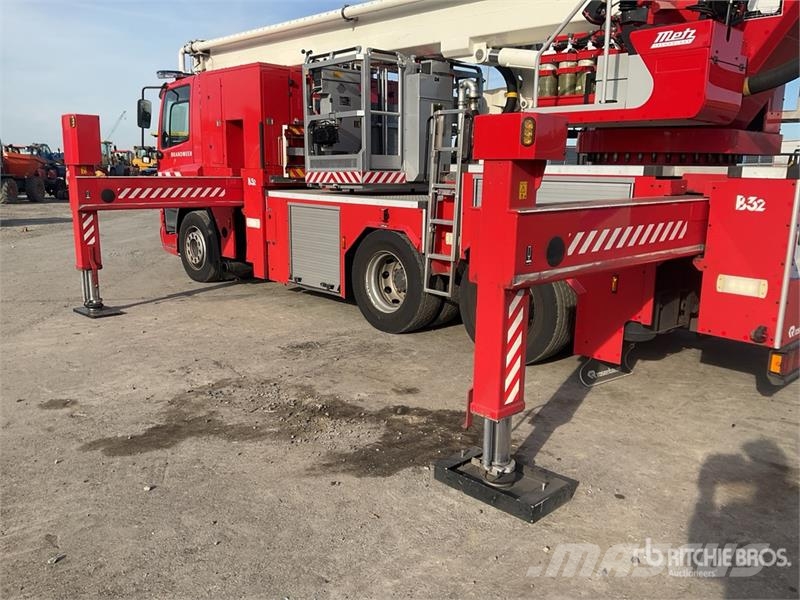 DAF 75.360 6x2 Telescopic Aerial Platform Fire Truck 소방차