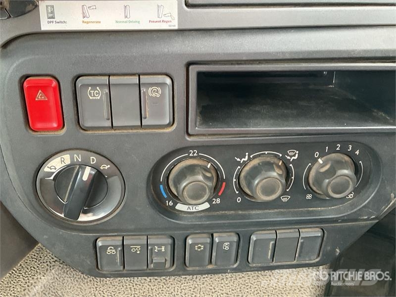 DAF CF440 8x2 Twin-Steer Beavertail Flatbed Truck Lava-kuorma-autot