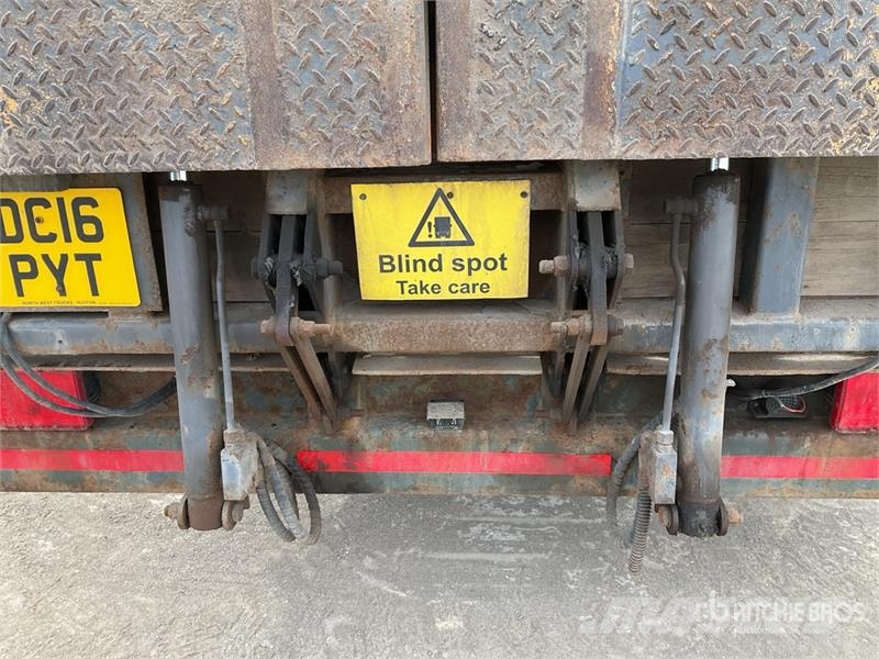 DAF CF440 8x2 Twin-Steer Beavertail Flatbed Truck Lava-kuorma-autot