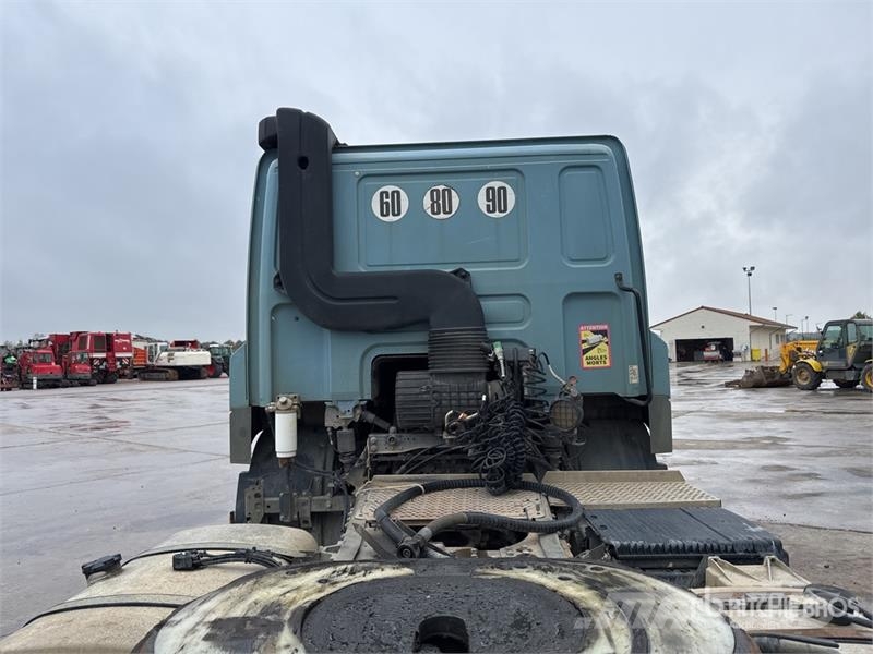 DAF CF85.410 4x2 Tracteur Routier Cabine Couchette S/A وحدات الجر