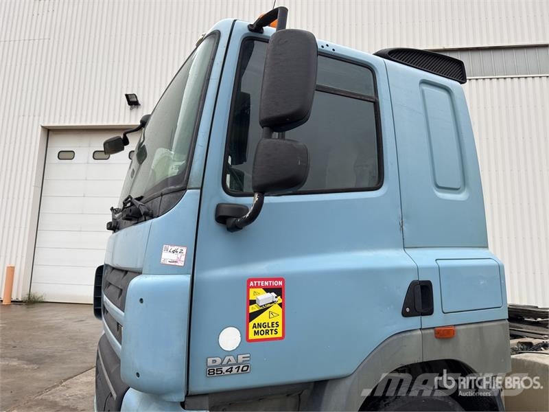 DAF CF85.410 4x2 Tracteur Routier Cabine Couchette S/A وحدات الجر