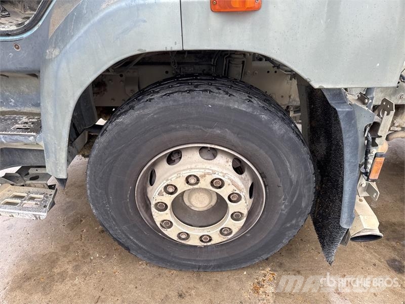 DAF CF85.410 4x2 Tracteur Routier Cabine Couchette S/A وحدات الجر