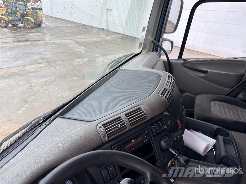 DAF CF85.410 4x2 Tracteur Routier Cabine Couchette S/A وحدات الجر