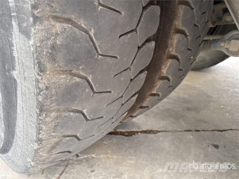 DAF CF85.410 8x4 Camion Benne Tri/A Dump Truck Billenő teherautók