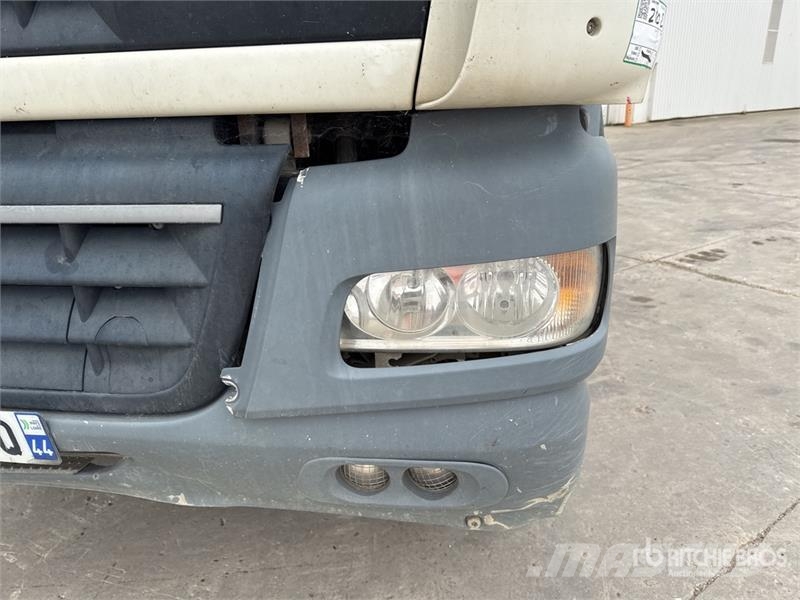 DAF CF85.410 8x4 Camion Benne Tri/A Dump Truck Billenő teherautók