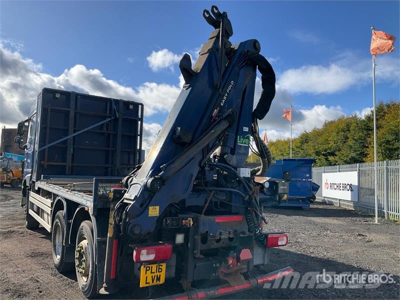 DAF Knuckle Boom on DAF 6x2 Sleeper Flatbed Truck with Crane trucks
