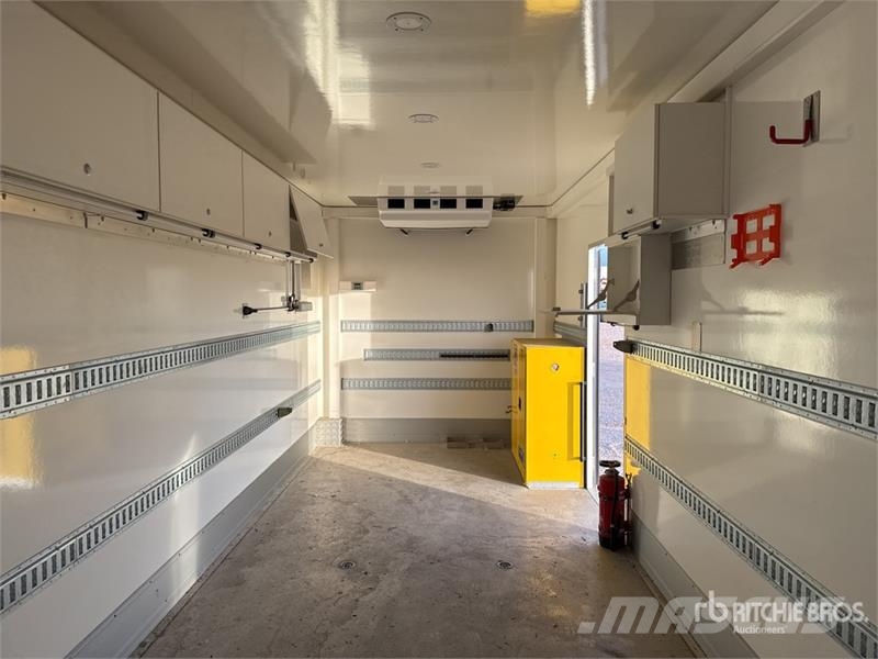 DAF LF Van Truck (Inoperable) Van Body Trucks