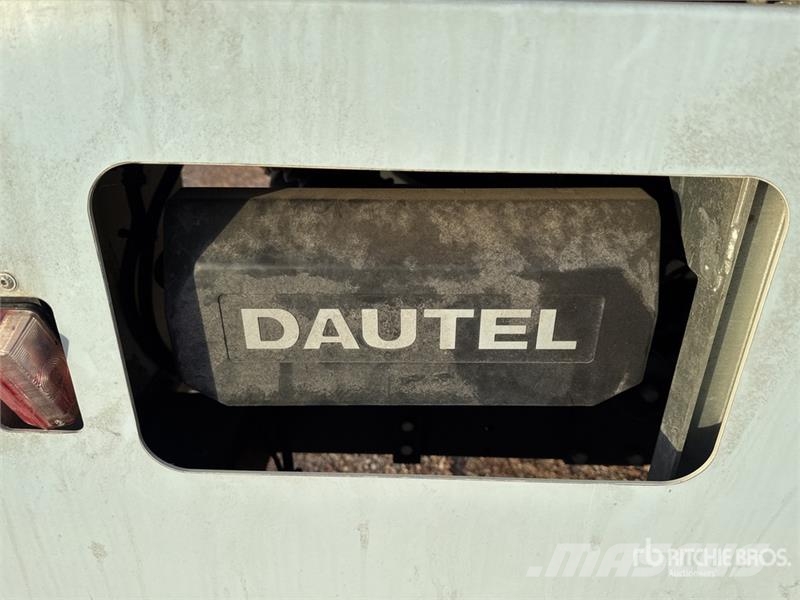 DAF LF Van Truck (Inoperable) Van Body Trucks