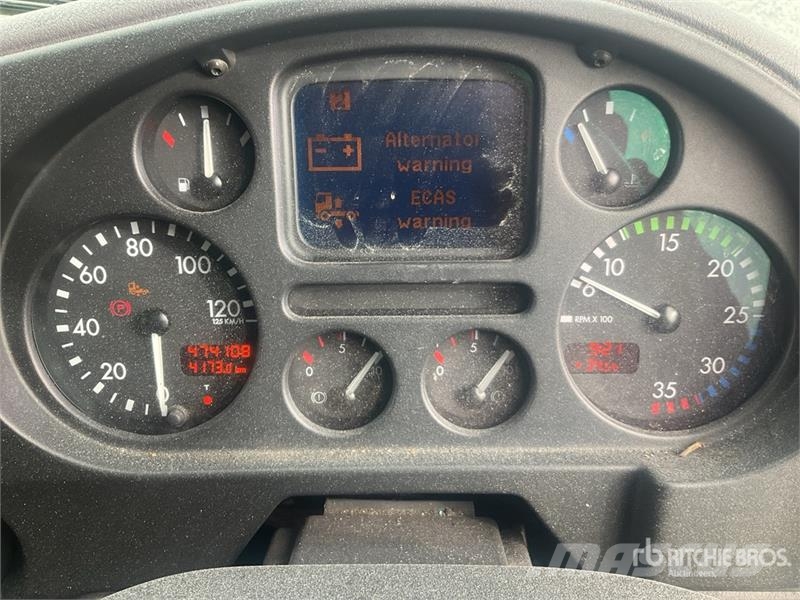 DAF LF55.180 4x2 Flatbed Truck 平板式/側卸式卡車