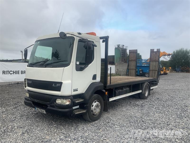 DAF LF55.180 4x2 Flatbed Truck 平板式/側卸式卡車