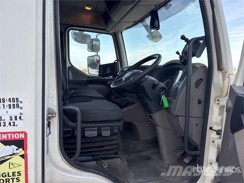 DAF on DAF LF 180 Camion Balayeuse Sweeper Truck Tänavapuhastusveokid