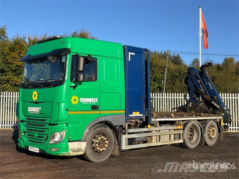 DAF Q150Z Easy fold. Knuckle Boom on DAF 6x2 Sleeper F Crane trucks