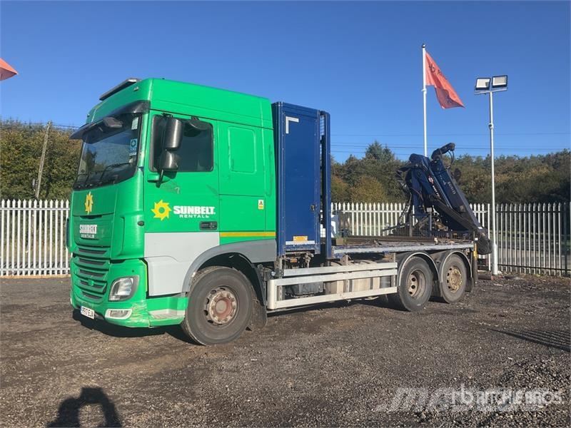 DAF Q150Z Easyfold 4800 kg Knuckle Boom on DAF XF440 6 クレーントラック、ユニック車