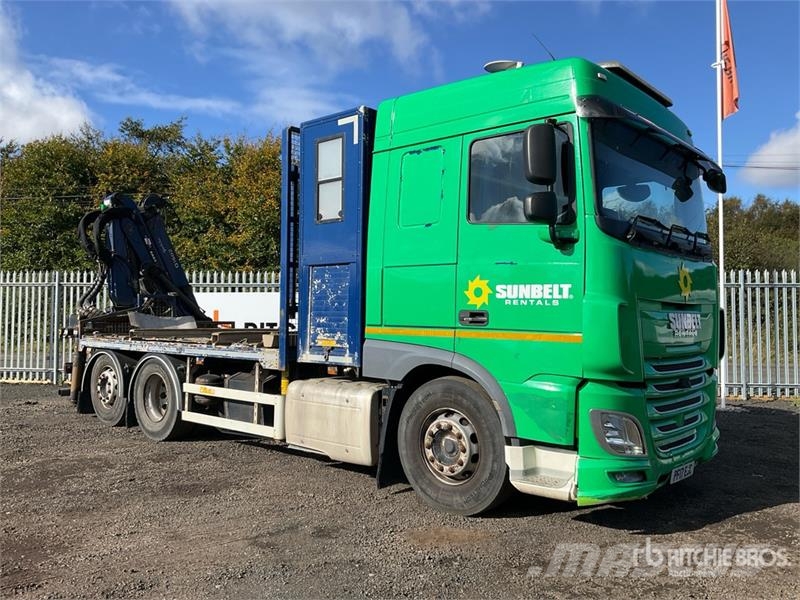 DAF Q150Z Easyfold 4800 kg Knuckle Boom on DAF 6x2 Sle Camiones grúa