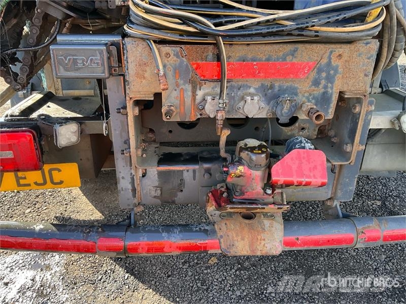 DAF Q150Z Easyfold 4800 kg Knuckle Boom on DAF 6x2 Sle Camiones grúa