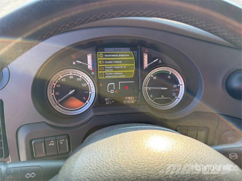 DAF XF 460 FT 4x2 S/A Sleeper Truck Tractor Влекачи