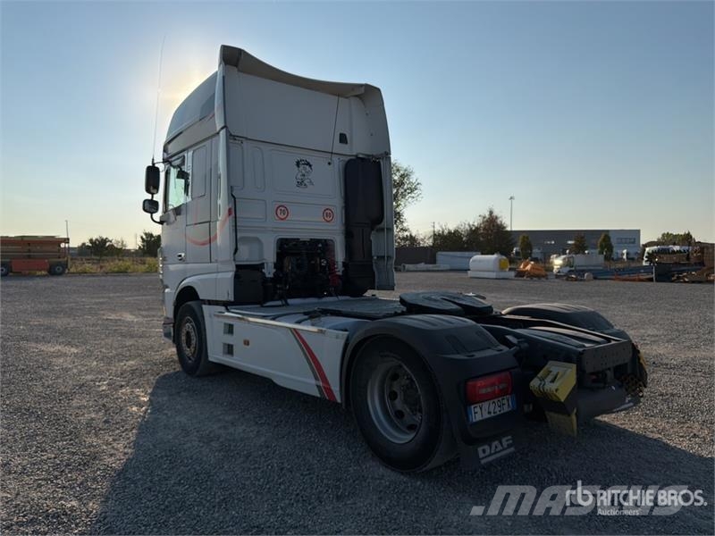 DAF XF 460 FT 4x2 S/A Sleeper Truck Tractor Влекачи