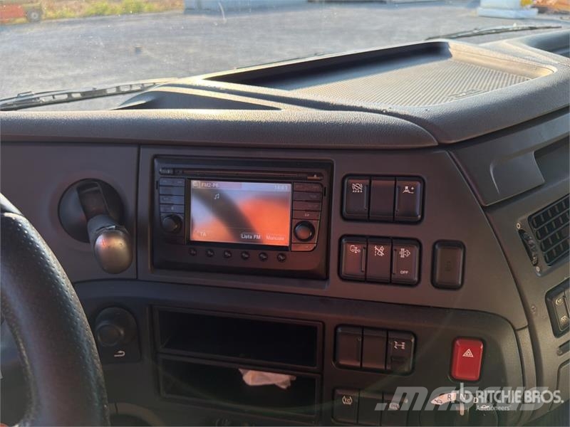 DAF XF 460 FT 4x2 S/A Sleeper Truck Tractor Влекачи