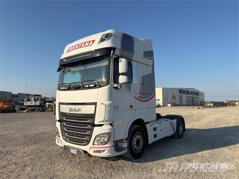 DAF XF 460 FT 4x2 S/A Sleeper Truck Tractor Влекачи