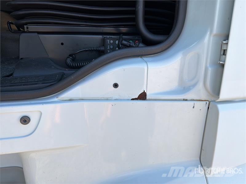 DAF XF 460 FT 4x2 S/A Sleeper Truck Tractor Влекачи