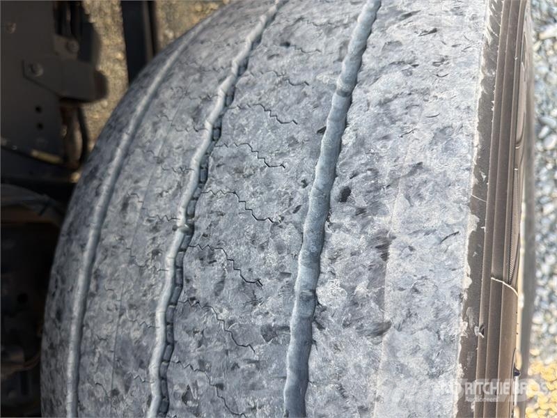 DAF XF 460 FT 4x2 S/A Sleeper Truck Tractor Влекачи