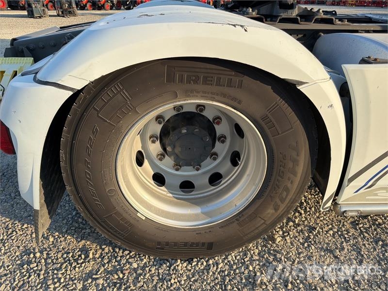 DAF XF 510 FT S/A Sleeper Truck Tractor Влекачи