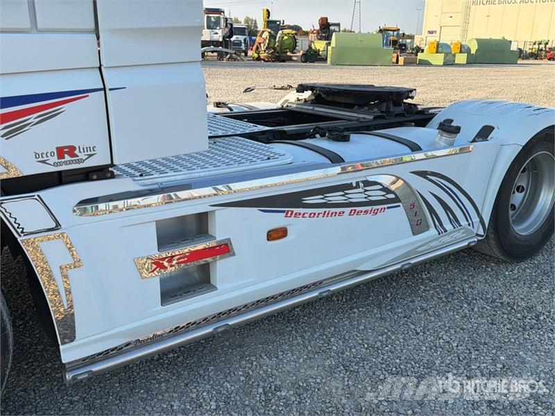 DAF XF 510 FT S/A Sleeper Truck Tractor Влекачи