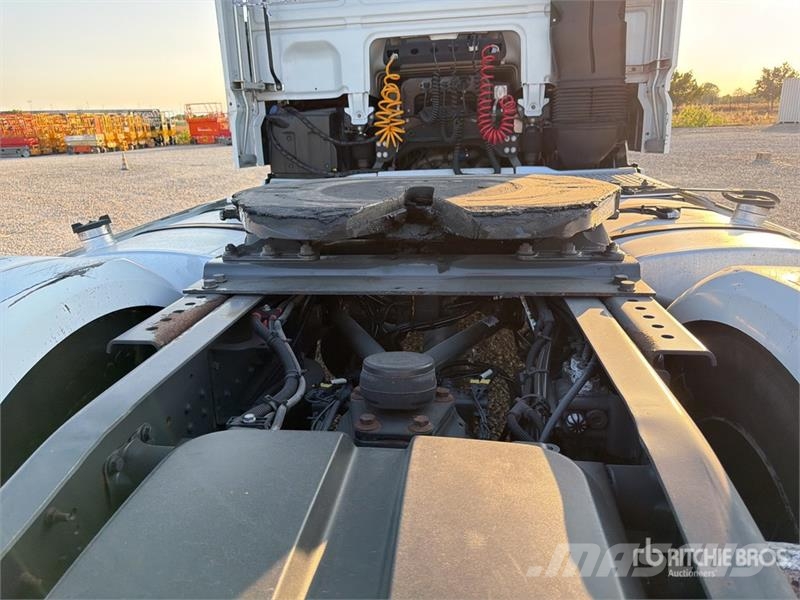 DAF XF 510 FT S/A Sleeper Truck Tractor Влекачи
